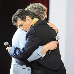 Marc Lavoine et son frère Francis Lavoine - Enregistrement de l'émission "Duos Mystères" à la Seine Musicale à Paris. © Gaffiot-Moreau / Bestimage