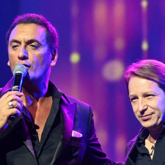 Exclusif - Dany Brillant et Mischa Aznavour au concert de l'Appel national pour la Tsedaka, au Palais des Congrès. Paris, le 13 décembre 2021. © Coadic Guirec/Bestimage