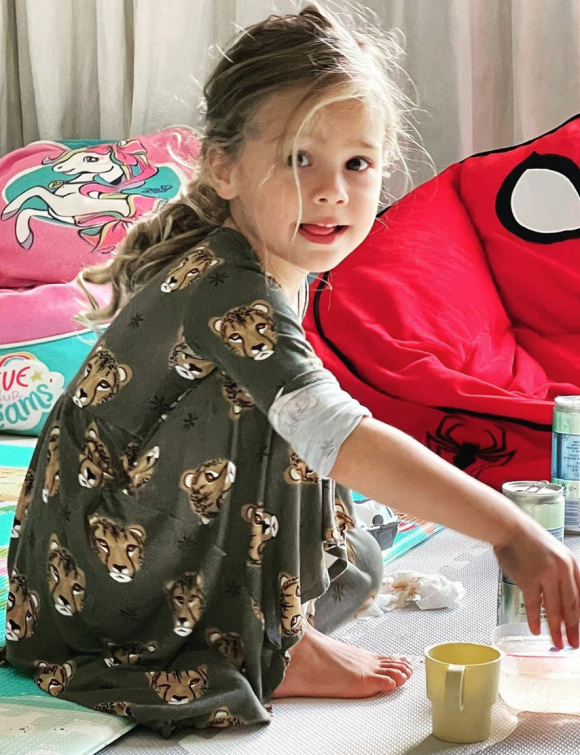 Lucy, la fille d'Anna Kournikova et Enrique Iglesias, fête ses 4 ans.