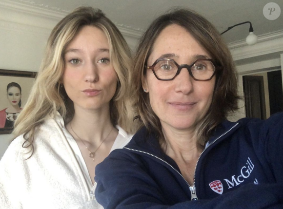 Alexia Laroche-Joubert avec sa fille Solveig sur Instagram