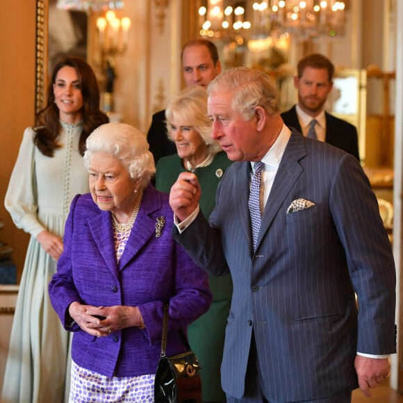 La reine Elisabeth II d'Angleterre et le prince Charles - La famille royale d'Angleterre lors de la réception pour les 50 ans de l'investiture du prince de Galles au palais Buckingham à Londres. Le 5 mars 2019