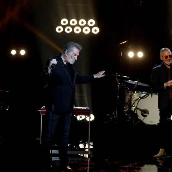 Exclusif - Eddy Mitchell - Enregistrement de l'émission "Le grand échiquier" à Paris, présentée par C.Chazal, et diffusée le 20 décembre sur France 3. Le 25 Novembre 2021 © Dominique Jacovides / Bestimage