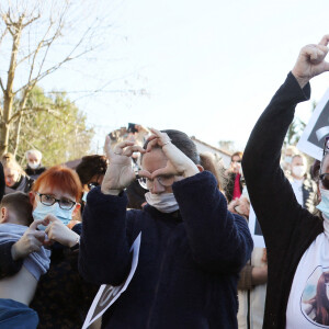 La famille et les proches se sont réunis pour une marche blanche en hommage à Delphine Jubillar, l'infirmière de 33 ans, disparue il y a un an, à Cagnac-les-Mines. Le 19 décembre 2021 © Patrick Bernard / Bestimage