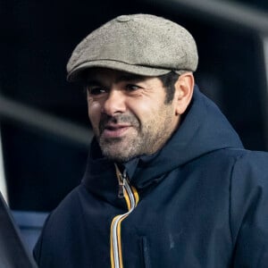 Jamel Debbouze - Match de Ligue 1 Uber Eats "PSG contre Nice (0-0)" au Parc des Princes à Paris le 1er décembre 2021. © Cyril Moreau/Bestimage