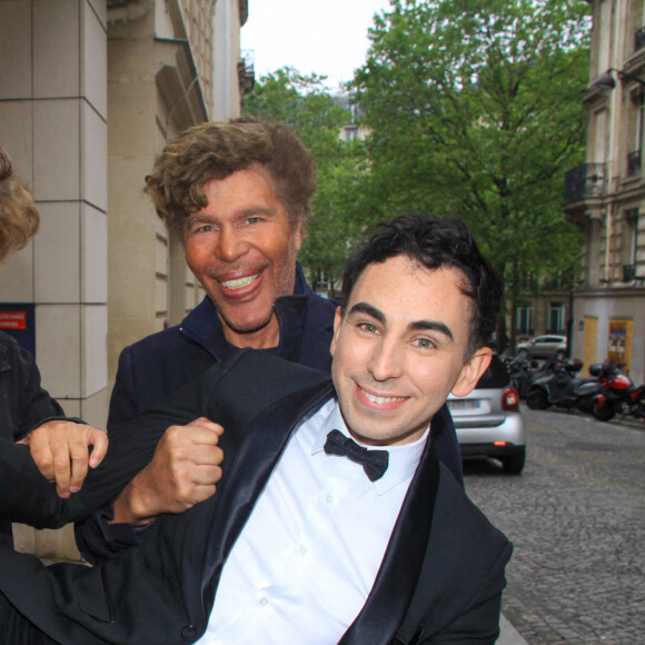 Exclusif - Les frères Igor et Grichka Bogdanoff ( Bogdanov) sont les invités de Jordan de Luxe pour son émission l'Instant de Luxe. Paris, le 23 juin 2021. © Baldini / Bestimage