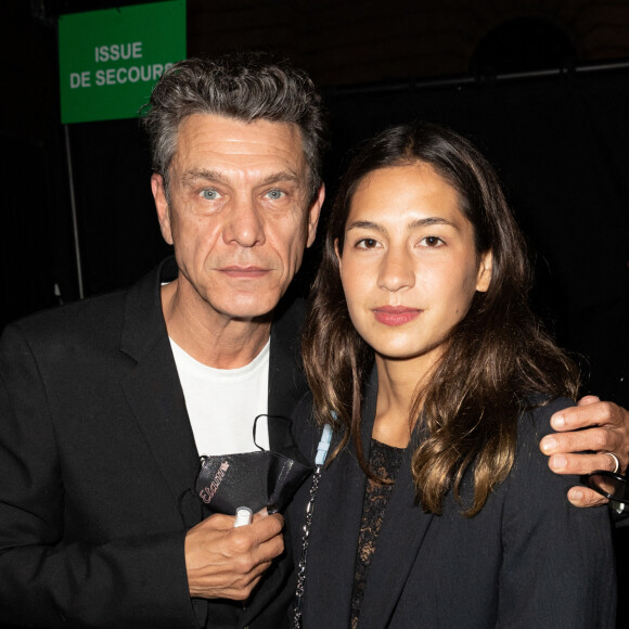 Exclusif - Première sortie officielle de Marc Lavoine et sa femme Line Papin depuis leur mariage lors du défilé Etam Live Show à Paris. © Pool Agence Bestimage