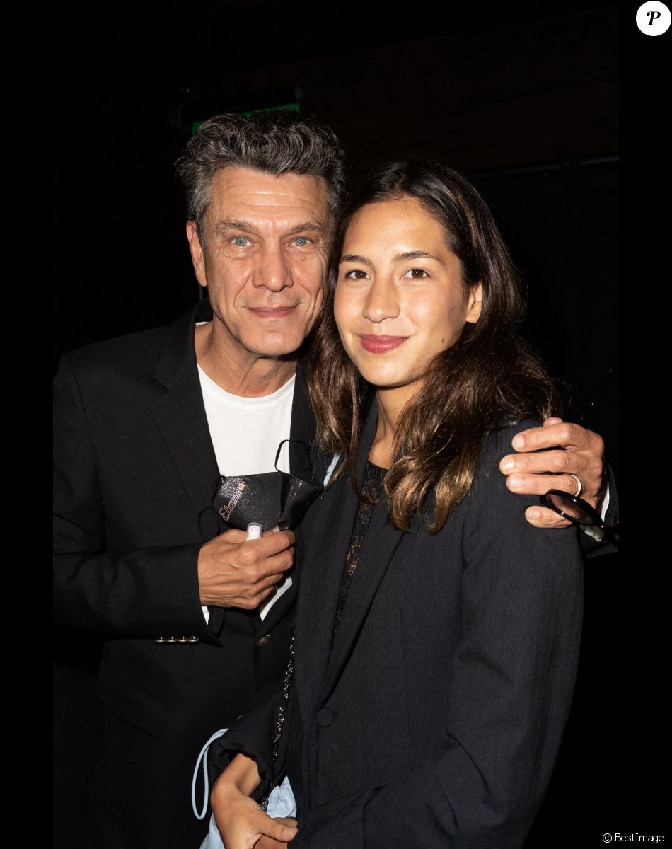 Exclusif - Première sortie officielle de Marc Lavoine et sa femme Line Papin depuis leur mariage lors du défilé Etam Live Show 2020 à Paris le 30 septembre 2020. © Pool Agence Bestimage