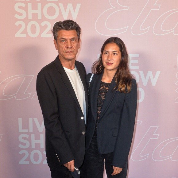 Marc Lavoine et Line Papin - Photocall du défilé Etam Live Show 2020 à Paris le 29 septembre 2020. © Pool Agence Bestimage