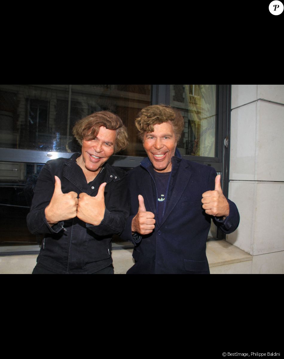 Exclusif - Les frères Igor et Grichka Bogdanoff ( Bogdanov) sont les invités de Jordan de Luxe pour son émission l'Instant de Luxe pour la chaine Non Stop People à Paris le 23 juin 2021. © Baldini / Bestimage