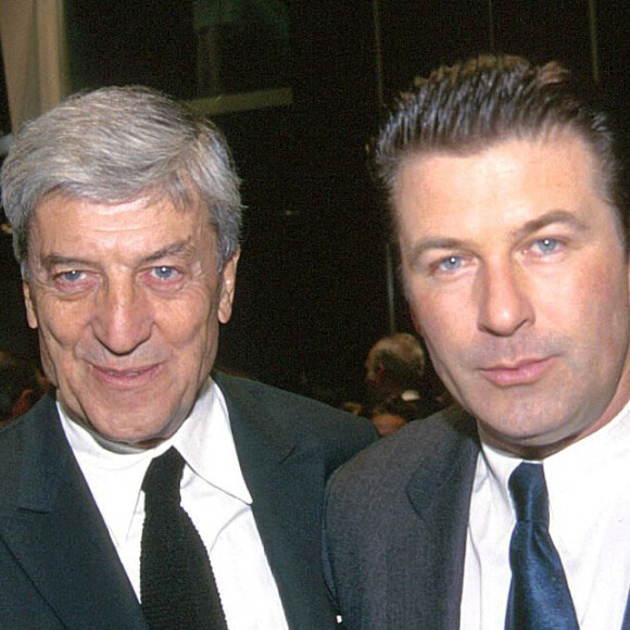 Nino Cerruti et Alec Baldwin à l'ouverture de la boutique Cerruti à New York en 1999.