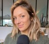 Clémentine Sarlat souriante sur Instagram