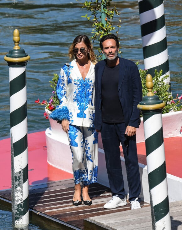 Anthony Delon et sa compagne Sveva Alviti - Arrivées des personnalités à l'hôtel Excelsior lors de la 77ème édition du festival international du film de Venise (Mostra) le 2 septembre 2020.