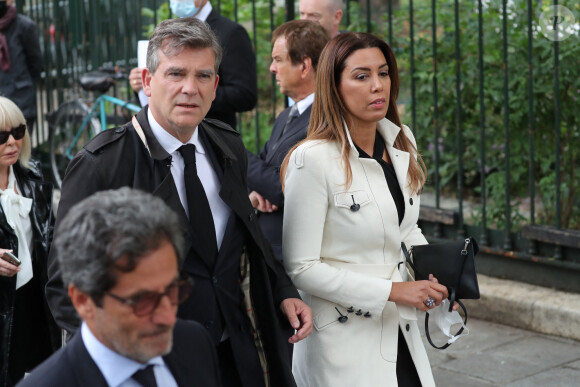 Arnaud Montebourg et sa femme Amina Walter - Hommage à Guy Bedos en l'église de Saint-Germain-des-Prés à Paris le 4 juin 2020.
