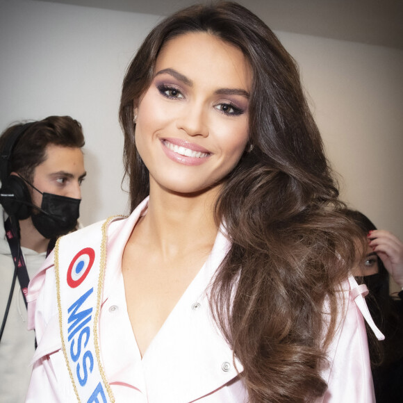 Exclusif - Diane Leyre (Miss France 2022) - Pendant l'émission TPMP (Touche Pas à Mon Poste) présentée en direct par C.Hanouna © Jack Tribeca / Bestimage 