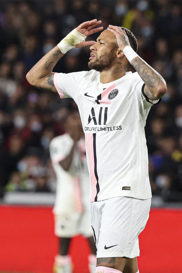 Neymar jr Da Silva 10 - Match de football en ligue 1 Uber Eats : PSG (Paris Saint-Germain) remporte la victoire 2-1 contre Metz le 22 septembre 2021. © Elyxandro Cegarra/Panoramic/Bestimage
