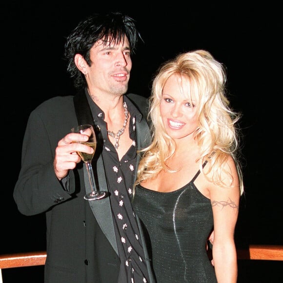 Pamela Anderson et Tommy Lee à Cannes en 1995.