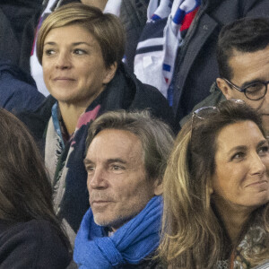 Anne-Claire Coudray et son compagnon Nicolas Vix dans les tribunes lors du match de football de qualification pour la Coupe du monde 2022 entre la France et le Kazakhstan au stade Parc des Princes à Paris, France, le 13 novembre 2021. La France a gagné 8-0. © Cyril Moreau/Bestimage 