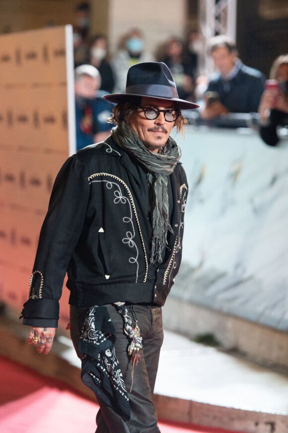 Johnny Depp - Arrivées à la master class de Johnny Depp lors du 16e Festival du film de Rome le 17 octobre 2021.