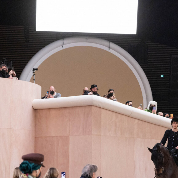 Charlotte Casiraghi ouvre le défilé de mode Chanel, collection Haute-Couture printemps-été 2022 au Grand Palais à Paris. Le 25 janvier 2022 © Olivier Borde / Bestimage