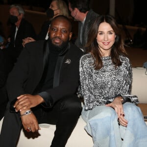 Abd Al Malik et Elsa Zylberstein assistent au défilé de mode Chanel, collection Haute-Couture printemps-été 2022 au Grand Palais à Paris. Le 25 janvier 2022.