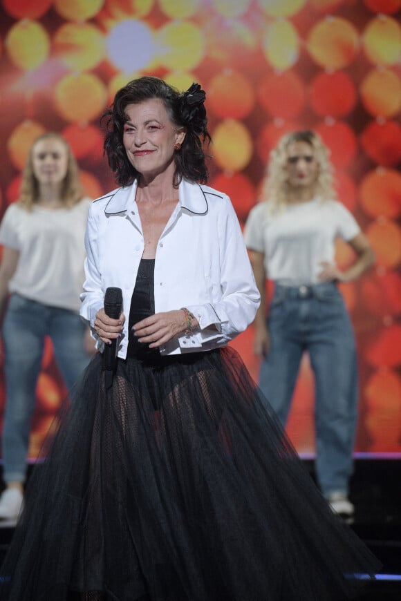 Exclusif - La chanteuse Lio - Enregistrement de l'émission "300 choeurs chantent Les tubes d'un jour" à Paris, qui sera diffusée le 19 mars 2021 sur France 3. Le 15 septembre 2020 
