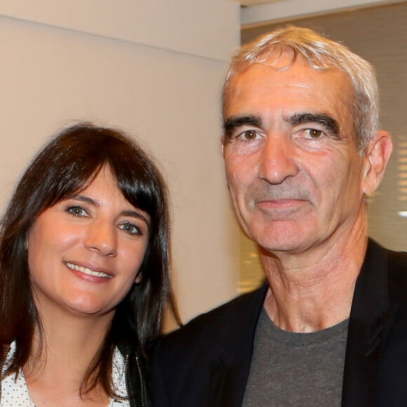 Estelle Denis, Raymond Domenech - Soirée d'inauguration des nouvelles Renault Espace et Clio lors du salon de l'automobile au Parc des Expositions de la porte de Versailles à Paris le 2 octobre 2014.