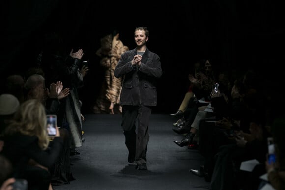 Défilé Jean Paul Gaultier, collection Haute-Couture Printemps/Eté 2022 (conçu par le créateur Glenn Martens) dans le cadre de la Fashion Week de Paris. Le 26 janvier 2022.