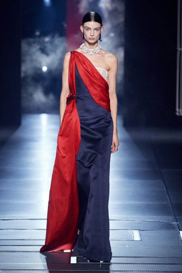 Défilé Fendi collection Couture printemps-été 2022 au Palais Brongniart, dans le cadre de la Fashion Week de Paris. Le 27 janvier 2022.