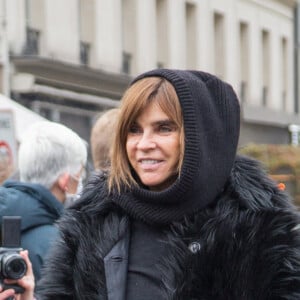 Carine Roitfeld lors du défilé Fendi collection Couture printemps-été 2022 au Palais Brongniart, dans le cadre de la Fashion Week de Paris. Le 27 janvier 2022.