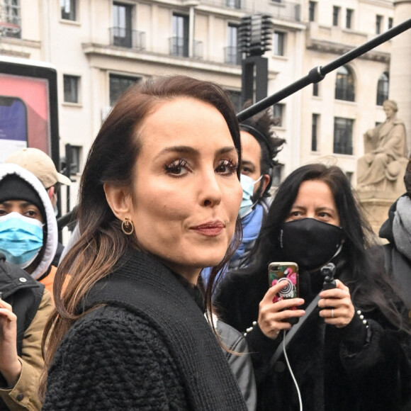 Noomi Rapace lors du défilé Fendi collection Couture printemps-été 2022 au Palais Brongniart, dans le cadre de la Fashion Week de Paris. Le 27 janvier 2022.
