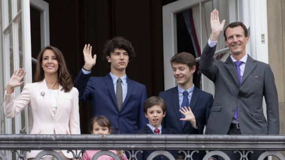 Nikolaï du Danemark : Le jeune prince défile et fait sensation à la Fashion Week