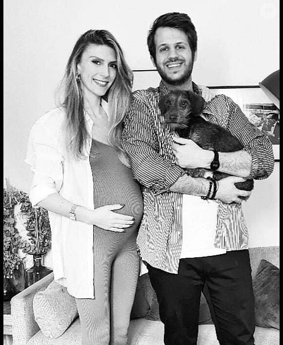 Alessandro Belmondo et Méliné Ristiguian ont officialisé l'arrivée prochaine de leur premier enfant.