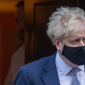 Le Premier ministre britannique Boris Johnson se rend au Parlement à Londres, le 12 janvier 2022.