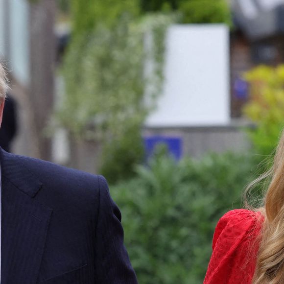 Le Premier ministre britannique Boris Johnson et sa femme Carrie avant le sommet du G7 à Carbis Bay, Royaume Uni, le 10 juin 2021.