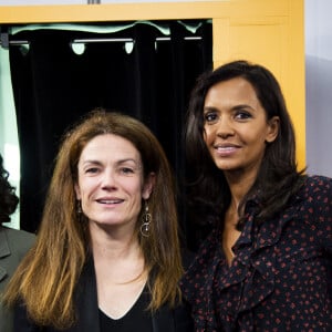 Chantal Jouanno (presidente de la CNDP (Commission nationale du débat public)) et Karine Le Marchand (marraine de la CNDP (Commission nationale du débat public) et animatrice de lémission "L'amour est dans le pré") au 57ème salon International de l'Agriculture au parc des expositions de la porte de Versailles à Paris, France, le 23 février 2020. © Jean-Baptiste Autissier/Panoramic/Bestimage 