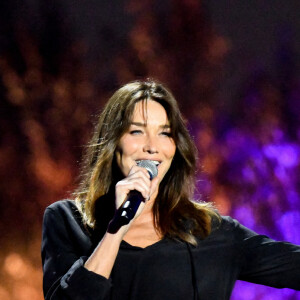 Carla Bruni-Sarkozy - Enregistrement de l'émission "Les Estivales de Culturebox" à Montpellier, qui sera diffusée le 19 août sur France 2. © Jean-René Santini / Bestimage 