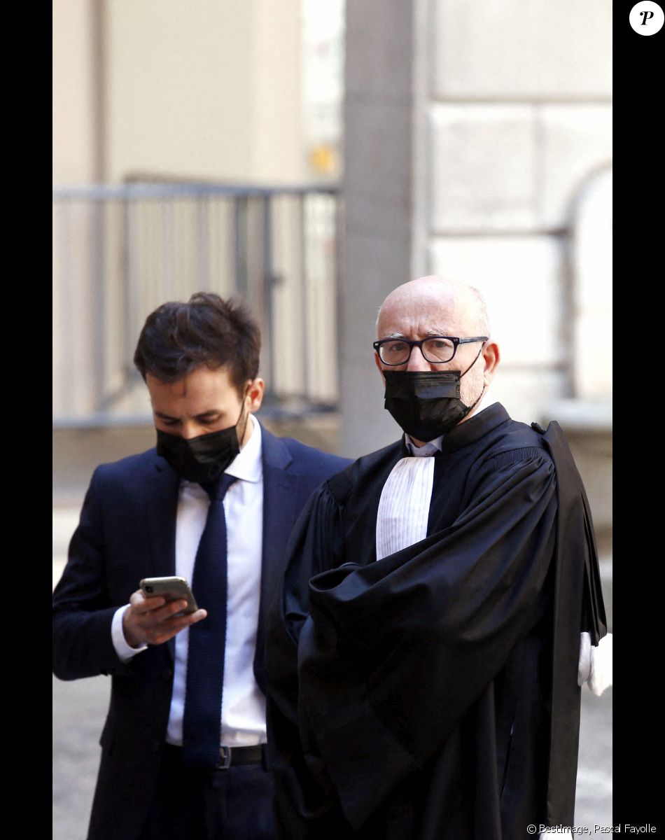 Maître Alain Jakubowicz, avocat de Nordhal Lelandais - Les avocats du procès de Nordahl Lelandais pour le meurtre d'Arthur Noyer devant la cour d'assises de la Savoie, à Chambéry le 3 mai 2021. L'ancien maître-chien est aussi associé à la disparition de la petite Maëlys et accusé de plusieurs agressions sexuelles sur des fillettes de la famille. © Pascal Fayolle / Bestimage