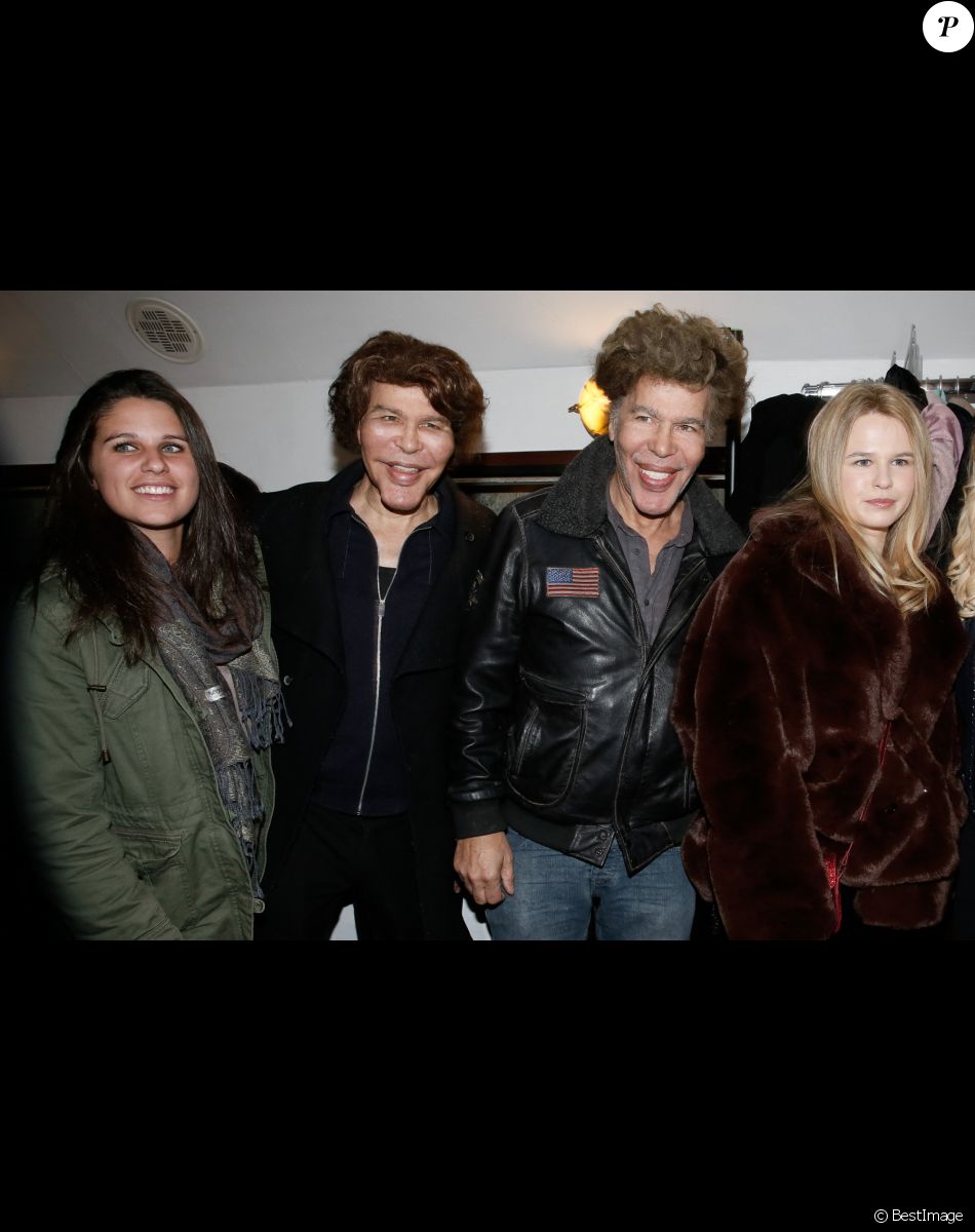 Grichka Bogdanov (Bogdanoff) et sa compagne Fiona, Igor Bogdanov (Bogdanoff) et sa compagne Julie Jardon - Soirée "Before Cannes" by FGC sur le bateau "Le Signature" à Paris. Le 26 mars 2019 © CVS / Bestimage