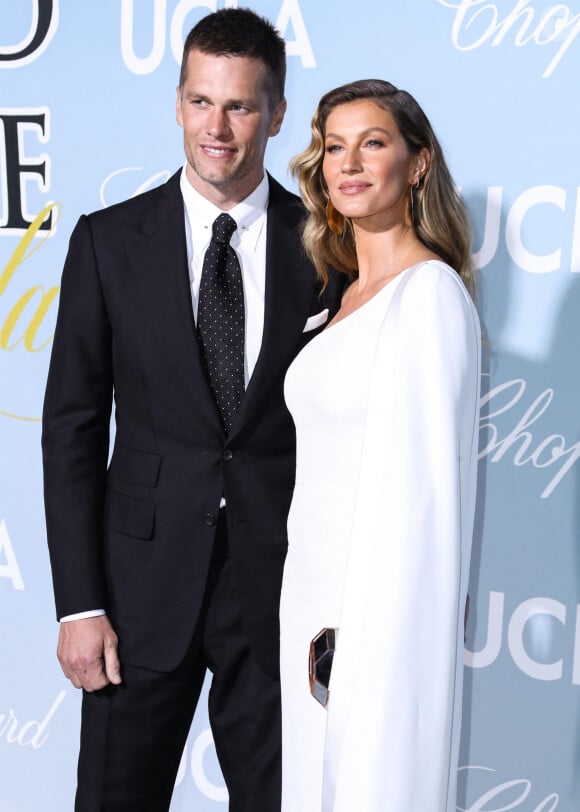 Gisele Bundchen et son mari Tom Brady - Les célébrités posent lors du photocall de la soirée UCLA en l'honneur de B. Streisand et G. Bundchen à Los Angeles le 21 février, 2019
