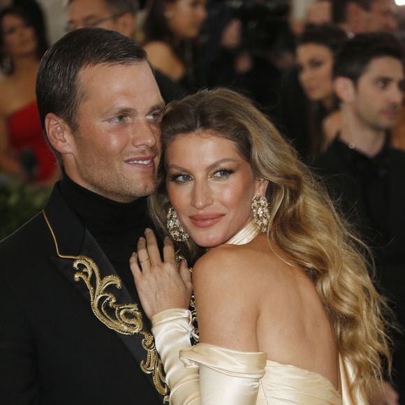 Gisele Bündchen et son mari Tom Brady Met Gala (Met Ball, Costume Institute Benefit) 2018 célébrant l'ouverture de l'exposition Heavenly Bodies: Fashion and the Catholic Imagination, au Metropolitan Museum of Art à New York, le 7 mai 2018. © Charles Guerin / BestimageUSA