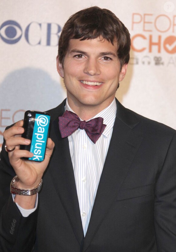 Ashton Kutcher, à l'occasion des 36e People's Choice Awards, qui se sont tenus au Nokia Theatre de Los Angeles, le 6 janvier 2010.