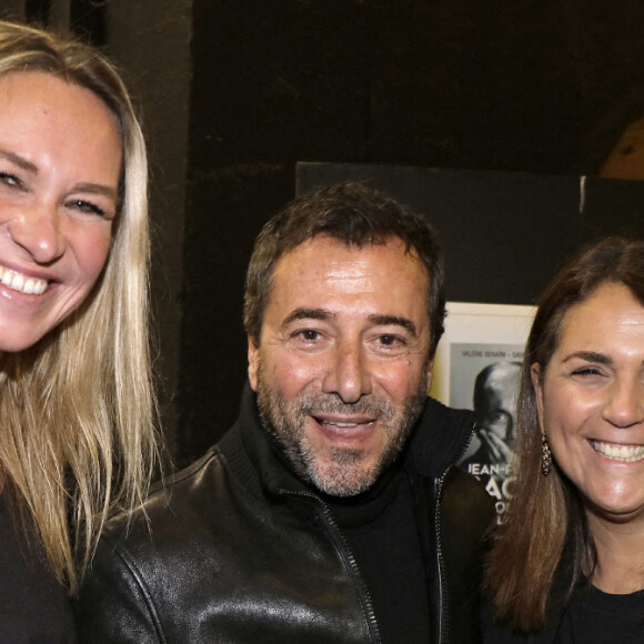 Exclusif - Valérie Bénaïm, Bernard Montiel et Sandra Freeman asisstent à la soirée hommage à Jean-Pierre Bacri au Ground Control Gare de Lyon, à l'occasion de la sortie de "Jean-Pierre Bacri, le Bougon Gentilhomme" de Valérie Bénaïm et Sandra Freeman (publié aux éditions de L'Archipel). Paris, le 4 février 2022. © Cédric Perrin / Bestimage