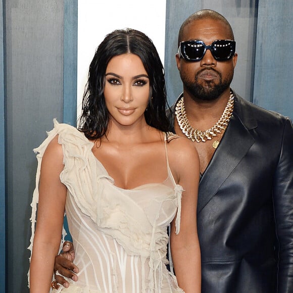 Kim Kardashian et son mari Kanye West à la soirée "Vanity Fair Oscar Party" après la 92e cérémonie des Oscars