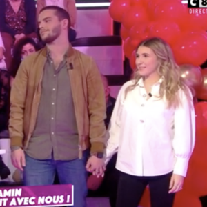 Julien Castaldi et sa fiancée Kiara révèlent le prénom de leur futur bébé dans "TPMP XXL" - C8