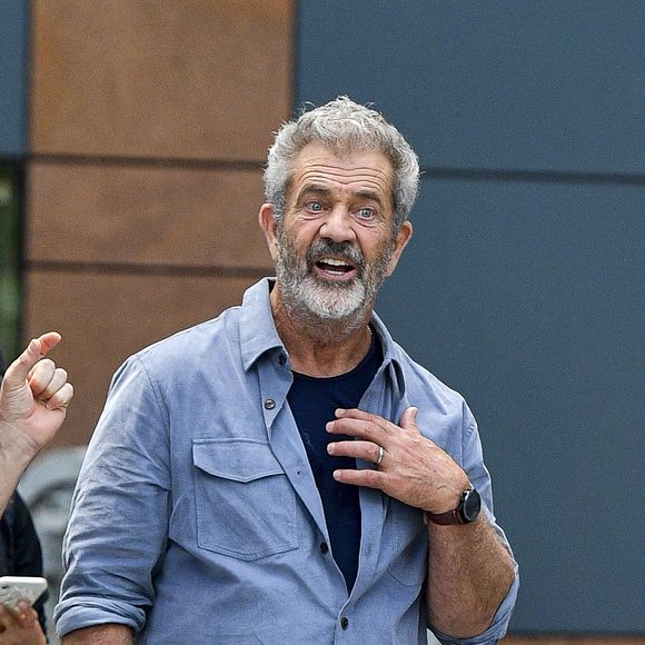 Exclusif - Mel Gibson lors du tournage du film "On the Line" à La Défense. © Pierre Perusseau / Bestimage