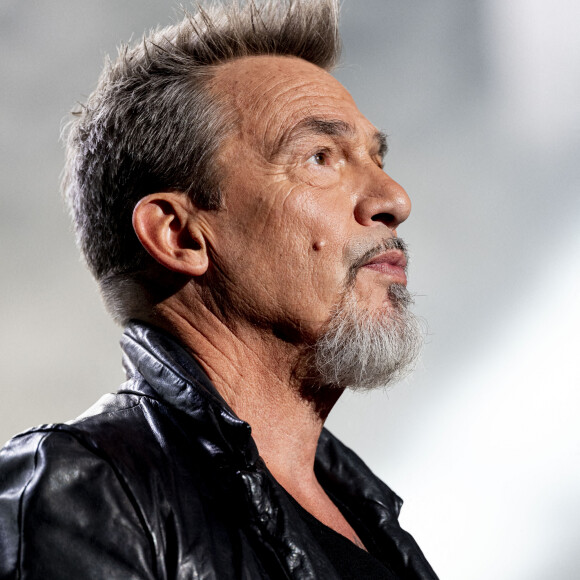 Exclusif - Florent Pagny - Enregistrement de l'émission "Spectaculaire" à Paris, diffusée le 15 janvier sur France 2. © Pierre Perusseau / Bestimage 
