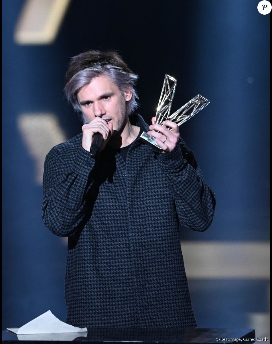Orelsan (Victoire de la création audiovisuelle de l'année pour "Montre jamais ça à personne" - Artiste masculin de l'année et Chanson originale de l'année pour "L'odeur de l'essence") lors de la 37ème cérémonie des Victoires de la musique à la Seine musicale de Boulogne-Billancourt. © Guirec Coadic/Bestimage