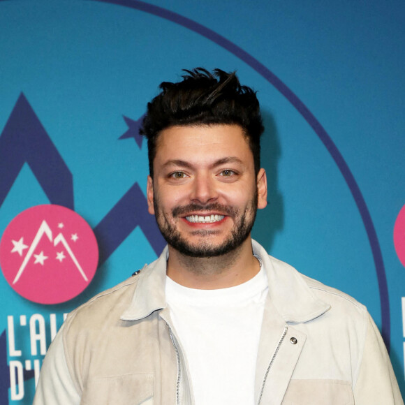 Kev Adams au photocall de la 5ème soirée de compétition de la 25ème édition du Festival international du film de comédie de l'Alpe d'Huez, France, le 21 janvier 20222. © Dominique Jacovides/Bestimage 