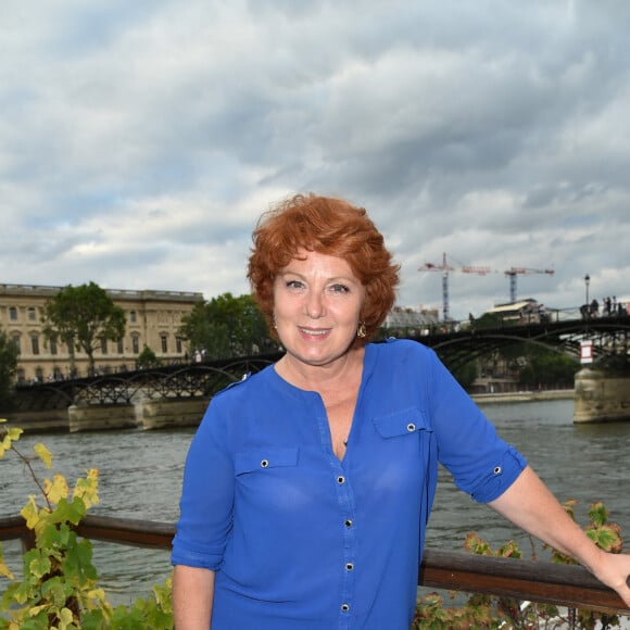 Exclusif - Véronique Genest - Soirée "Fête des fictions de France 3" à la péniche La Balle au Bond au port des Saints-Pères à Paris, le 4 juillet 2016. © Lionel Urman/Bestimage