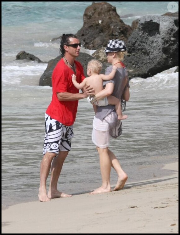 Gwen Stefani et Gavin Rossdale sont à Saint-Barthélémy avec leurs enfants Kingston et Zuma le 4 janvier 2009